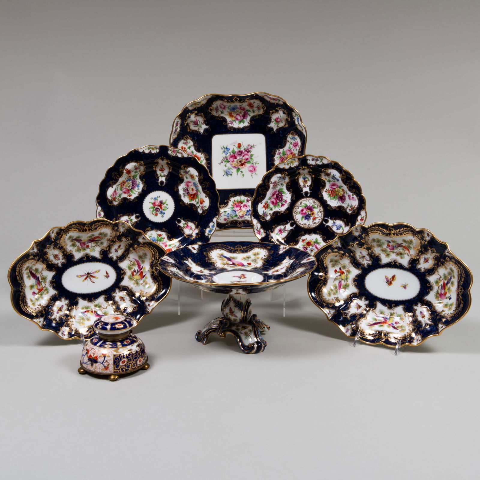 Royal Worcester Cobalt Fish Scale Ground Porcelain 'Dr. Wall Style' Part Service (1 of 20)