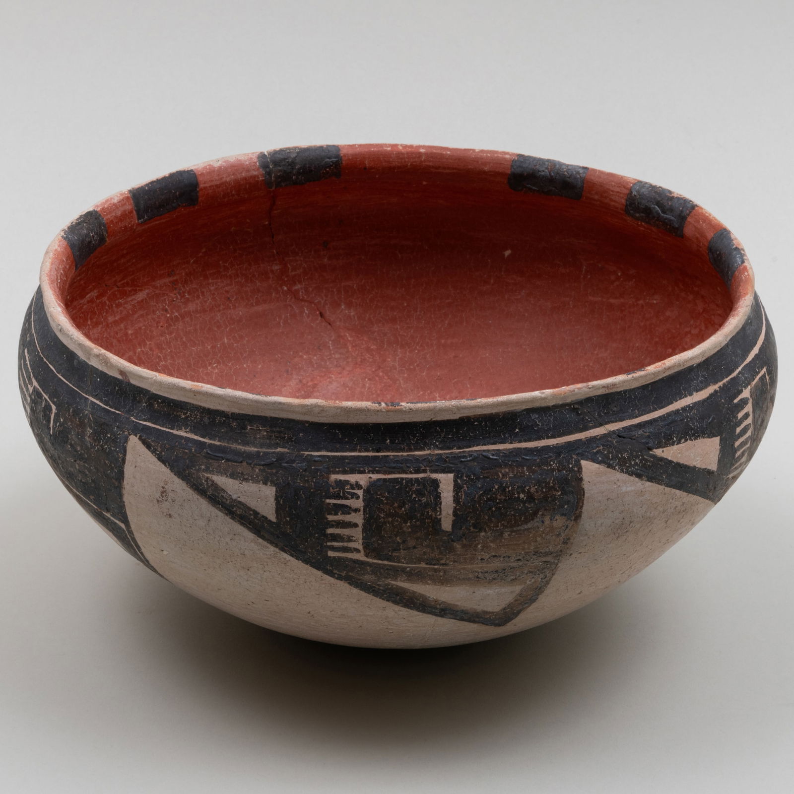 Historic Zuni Hawikuh Polychrome Pottery Bowl (1 of 8)