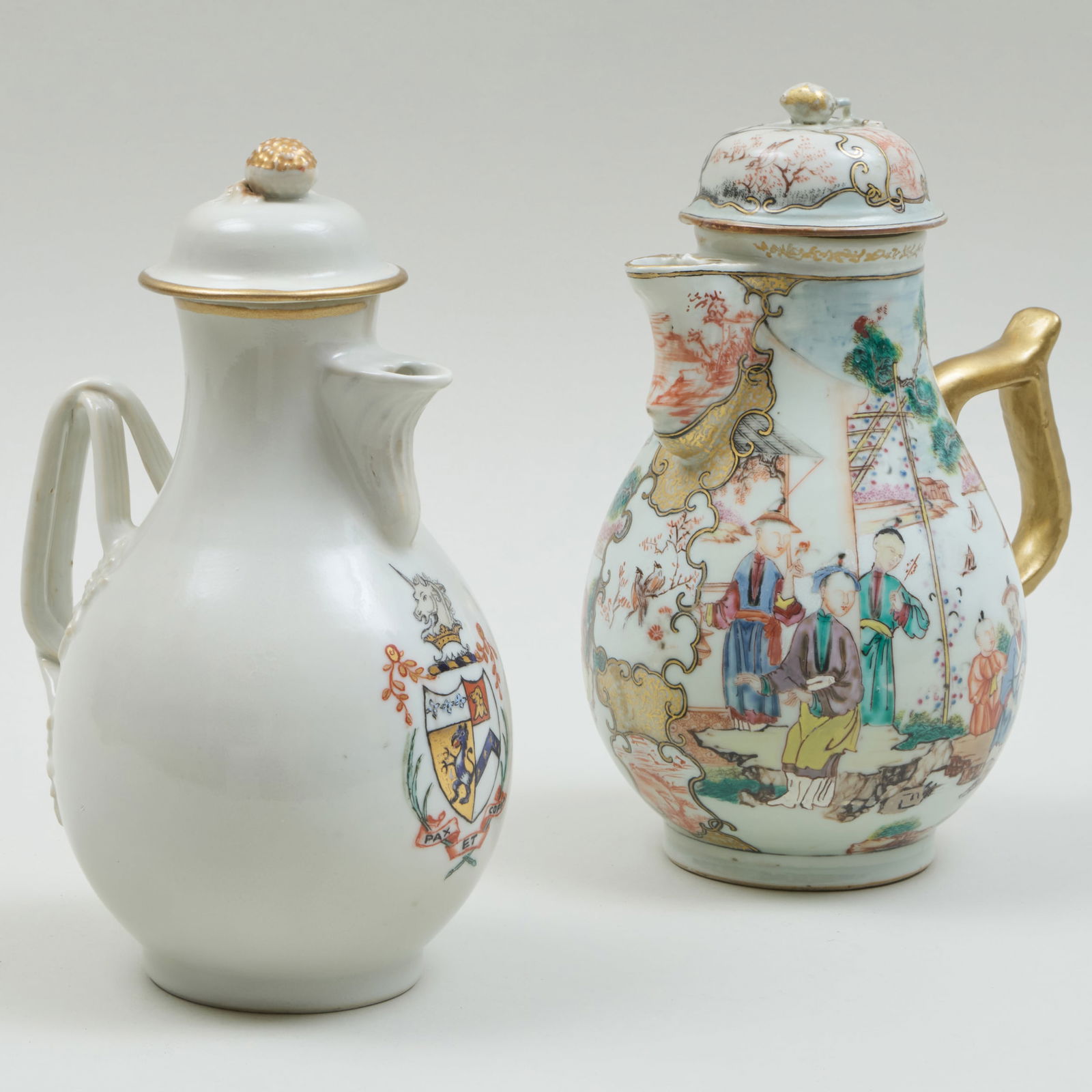 Two Chinese Export Porcelain Coffee Pots and Covers (1 of 12)