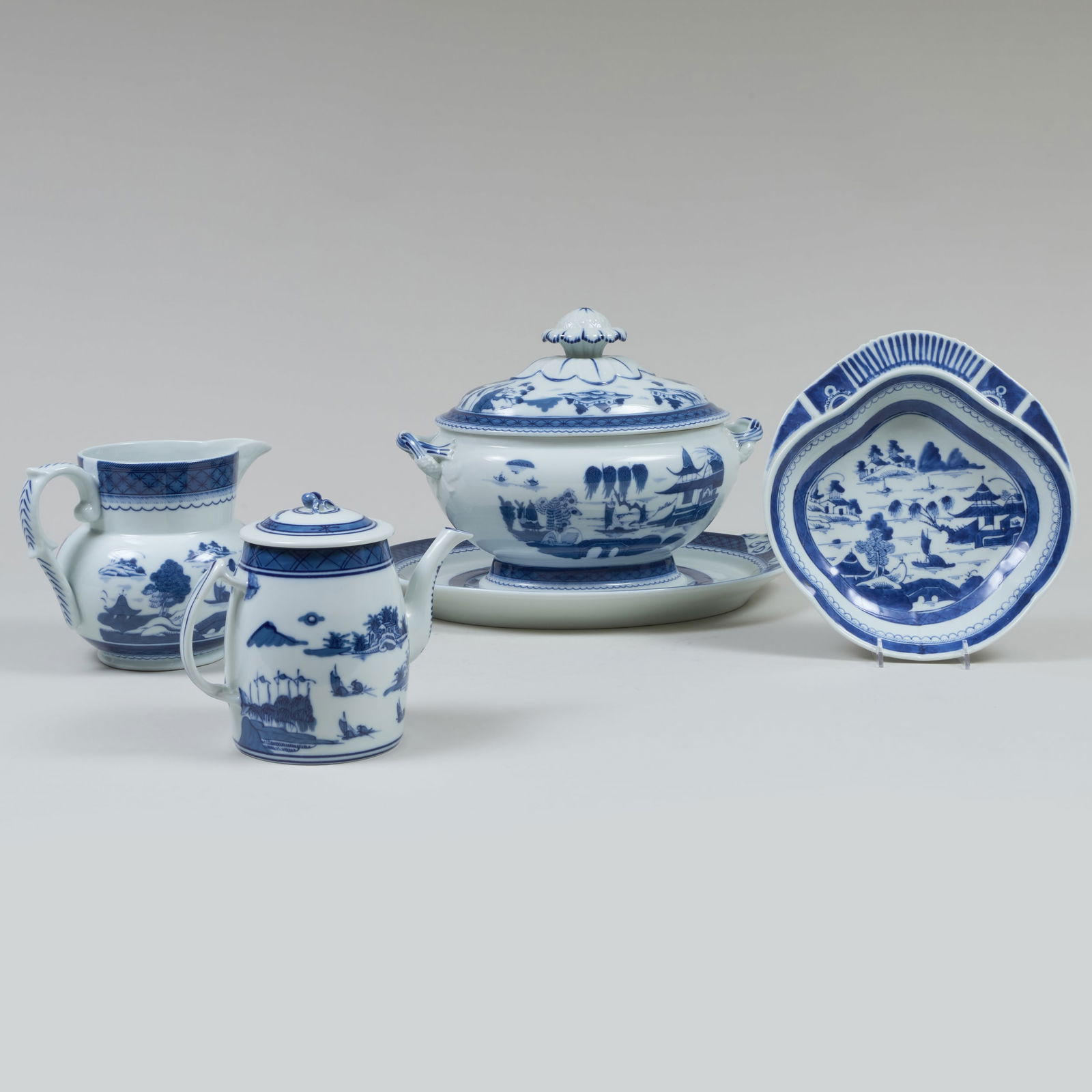 Group of Mottahedeh Blue Canton Porcelain Wares (1 of 20)
