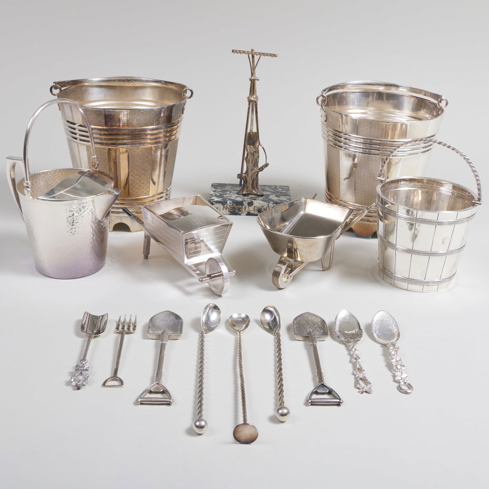 Group of Garden Themed Articles (1 of 20)