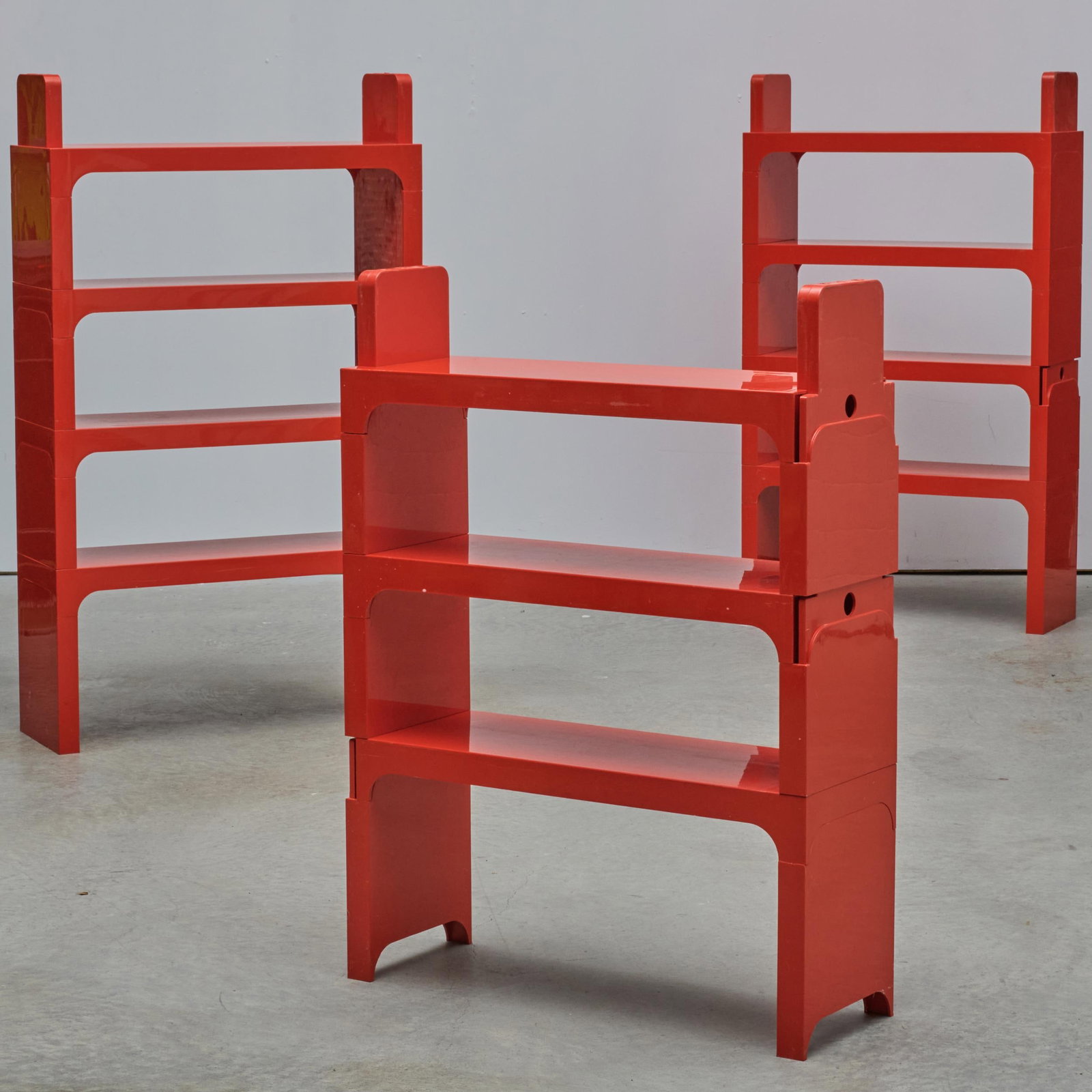 Set of Three Olaf von Bohr for Kartell Red Plastic Interchangeable Shelves (1 of 10)