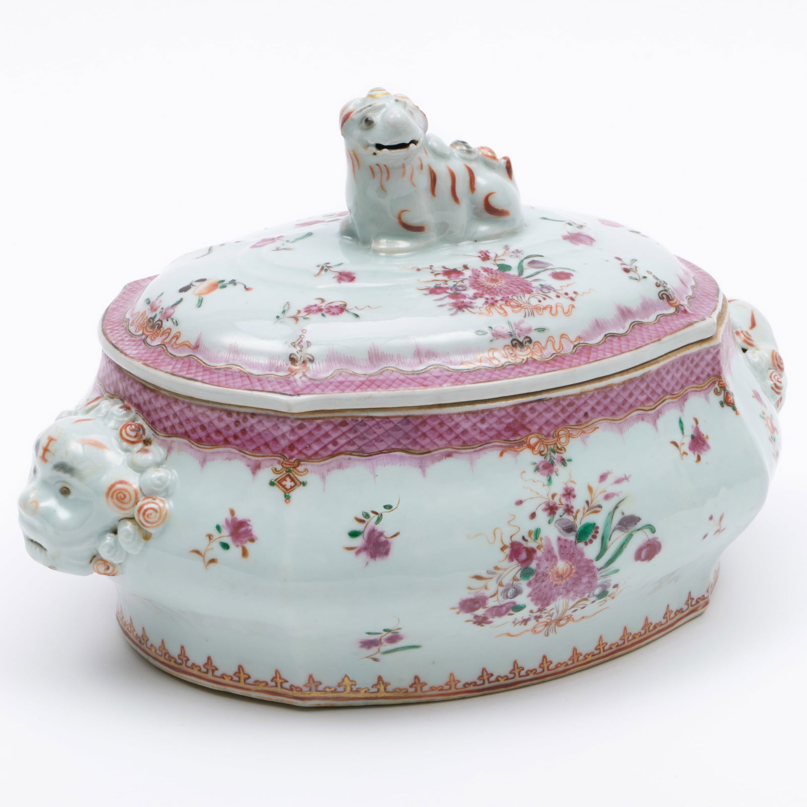 Chinese Export Famille Rose Porcelain Tureen and Cover: Chinese Export Famille Rose Porcelain Tureen and Cover Unmarked. 7 x 10 1/2 x 6 1/2 in. With applied label for Matthew & Elisabeth Sharpe Antiques, PA. The Collection of James M. Labaugh Antiques, Pou