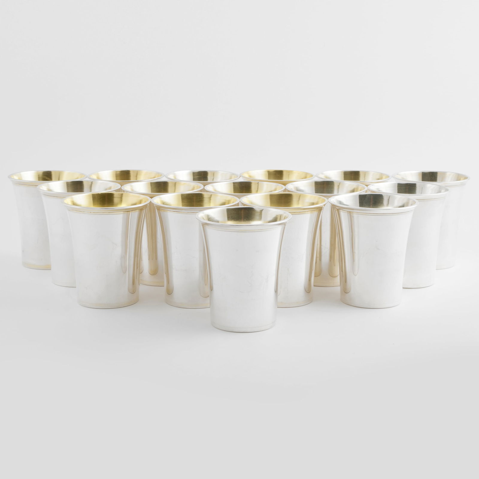 Set of Sixteen Peter Guille Silver Julep Cups (1 of 6)