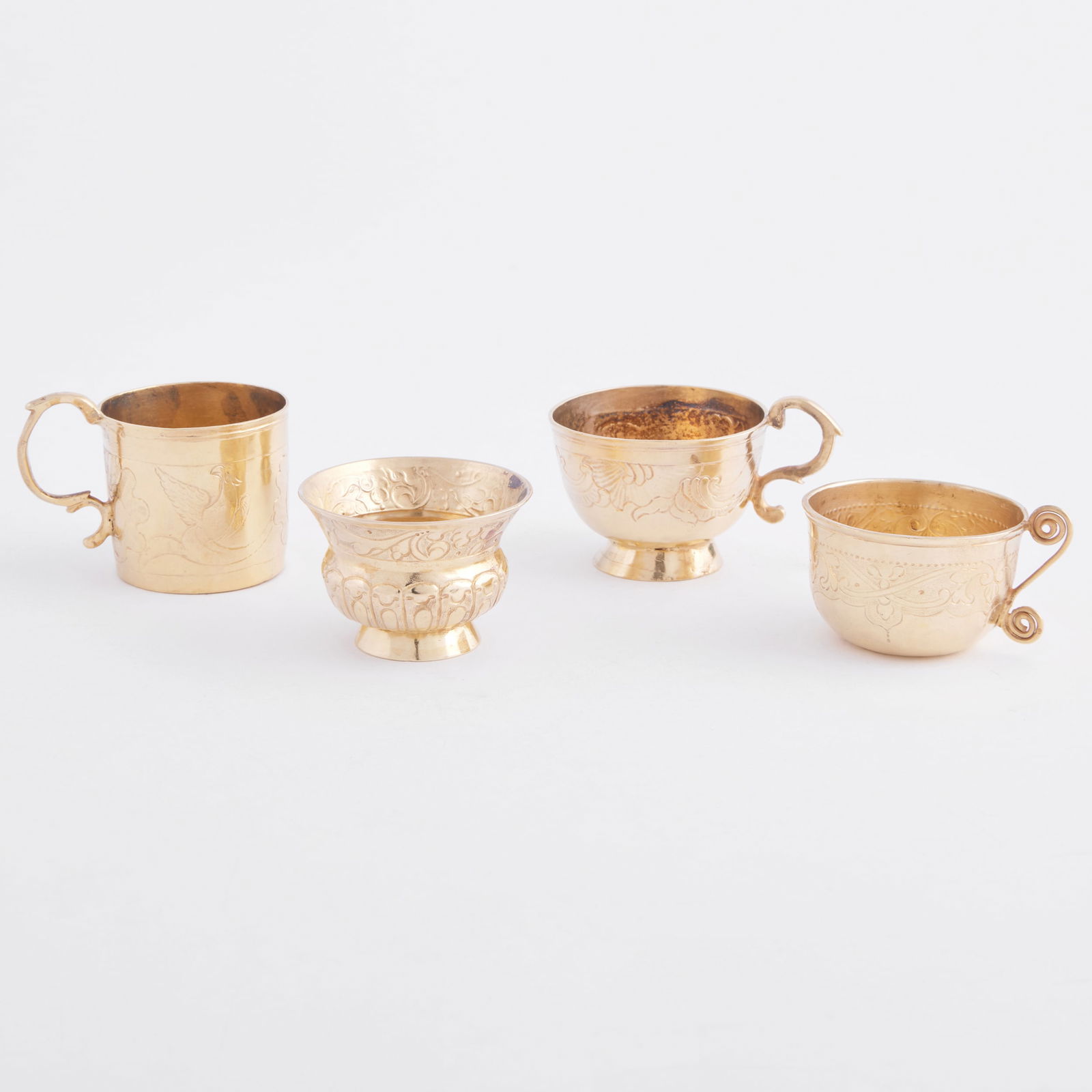 Group of Four Russian Silver Gilt Vodka Cups (1 of 17)