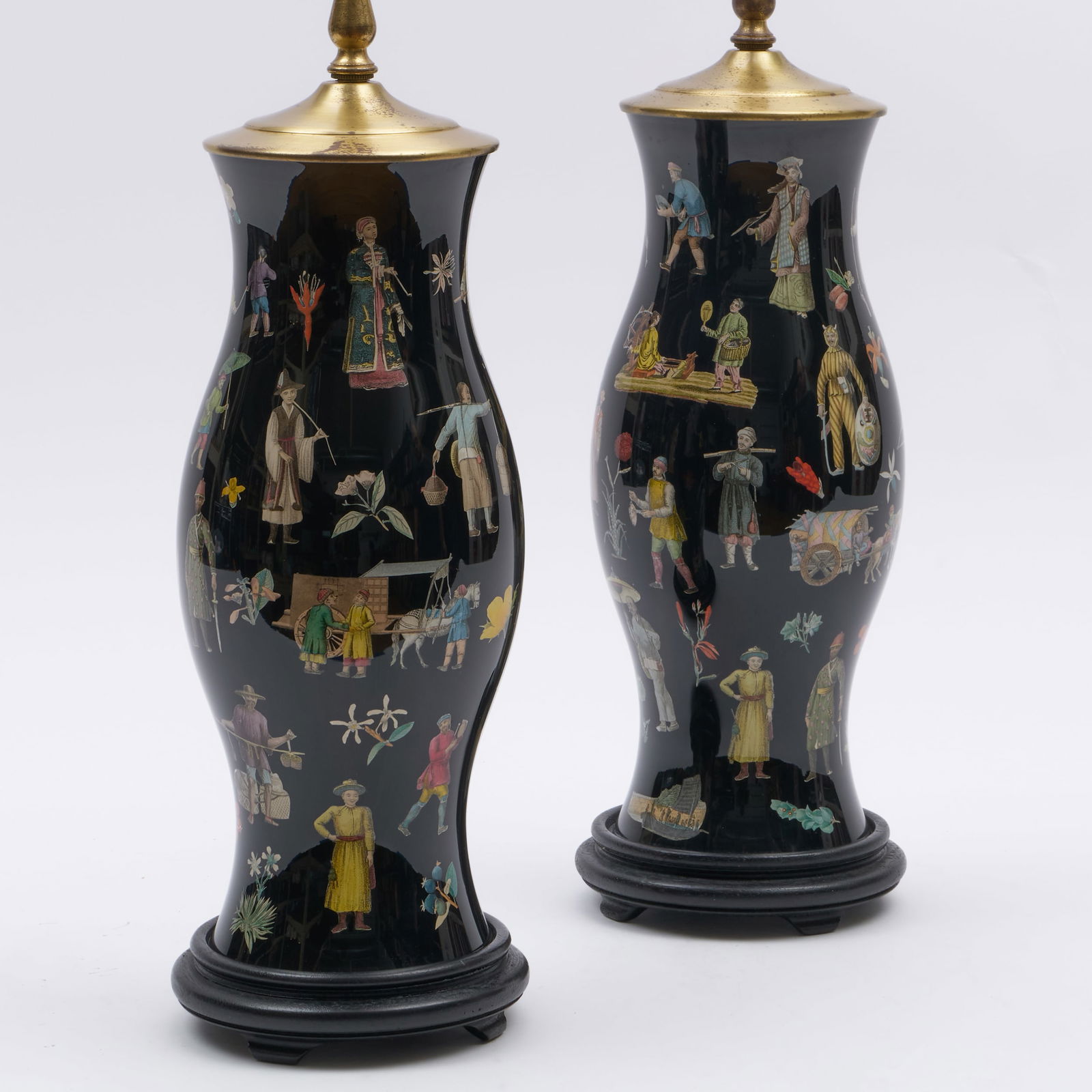 Pair of Decoupage Lamps with Chinoiserie Figures (1 of 9)