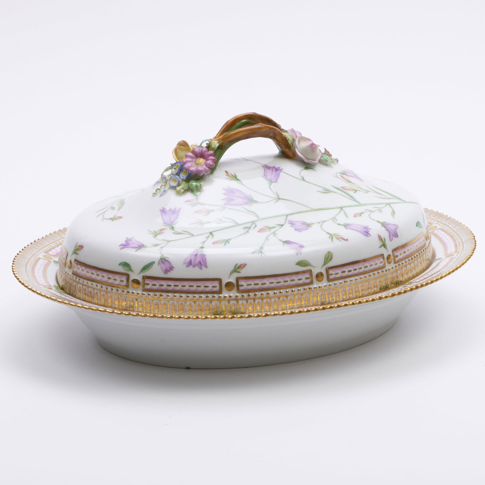 Royal Copenhagen Porcelain 'Flora Danica' Oval Vegetable Dish and Cover (1 of 13)