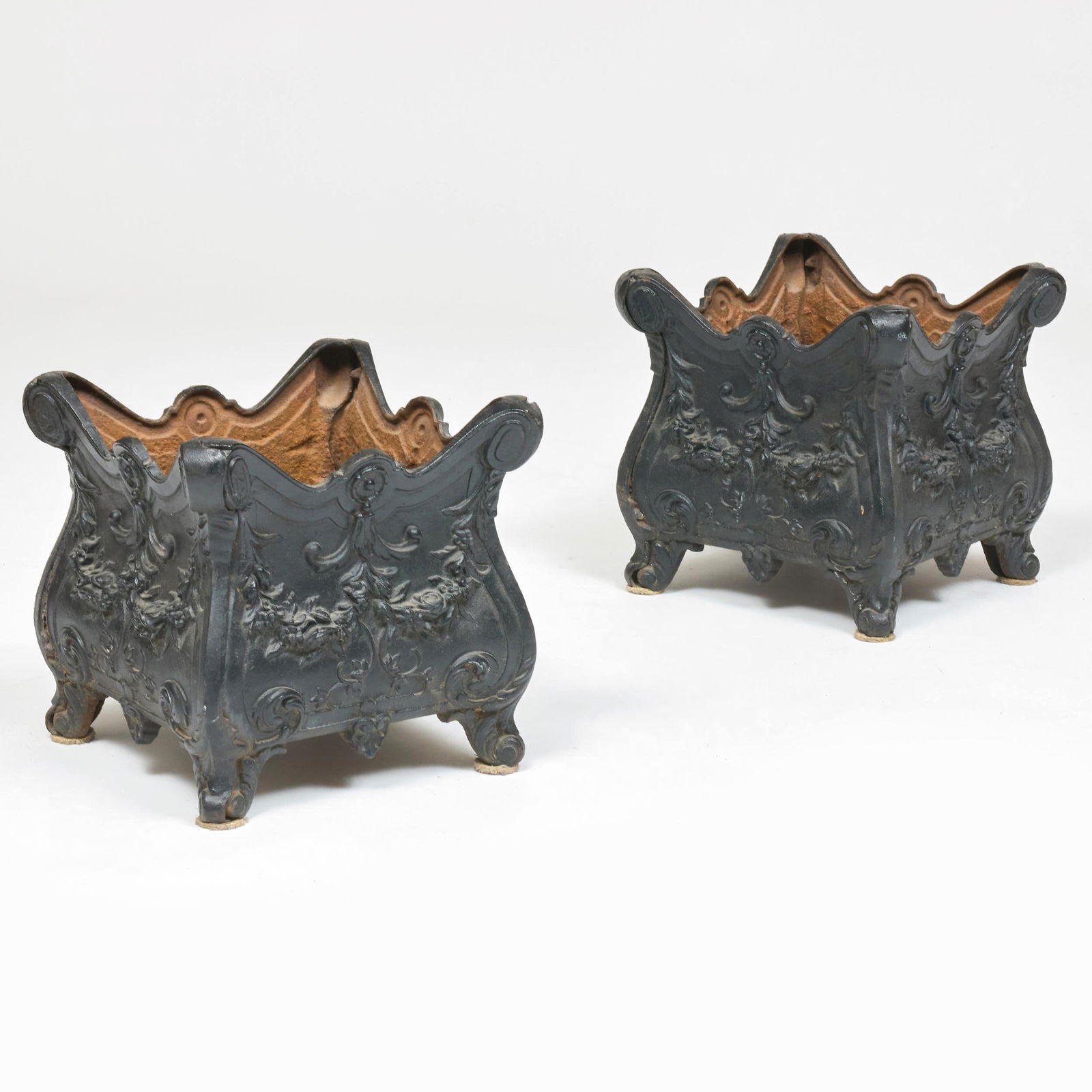 Pair of Victorian Black Painted Cast Iron Jardinieres (1 of 8)