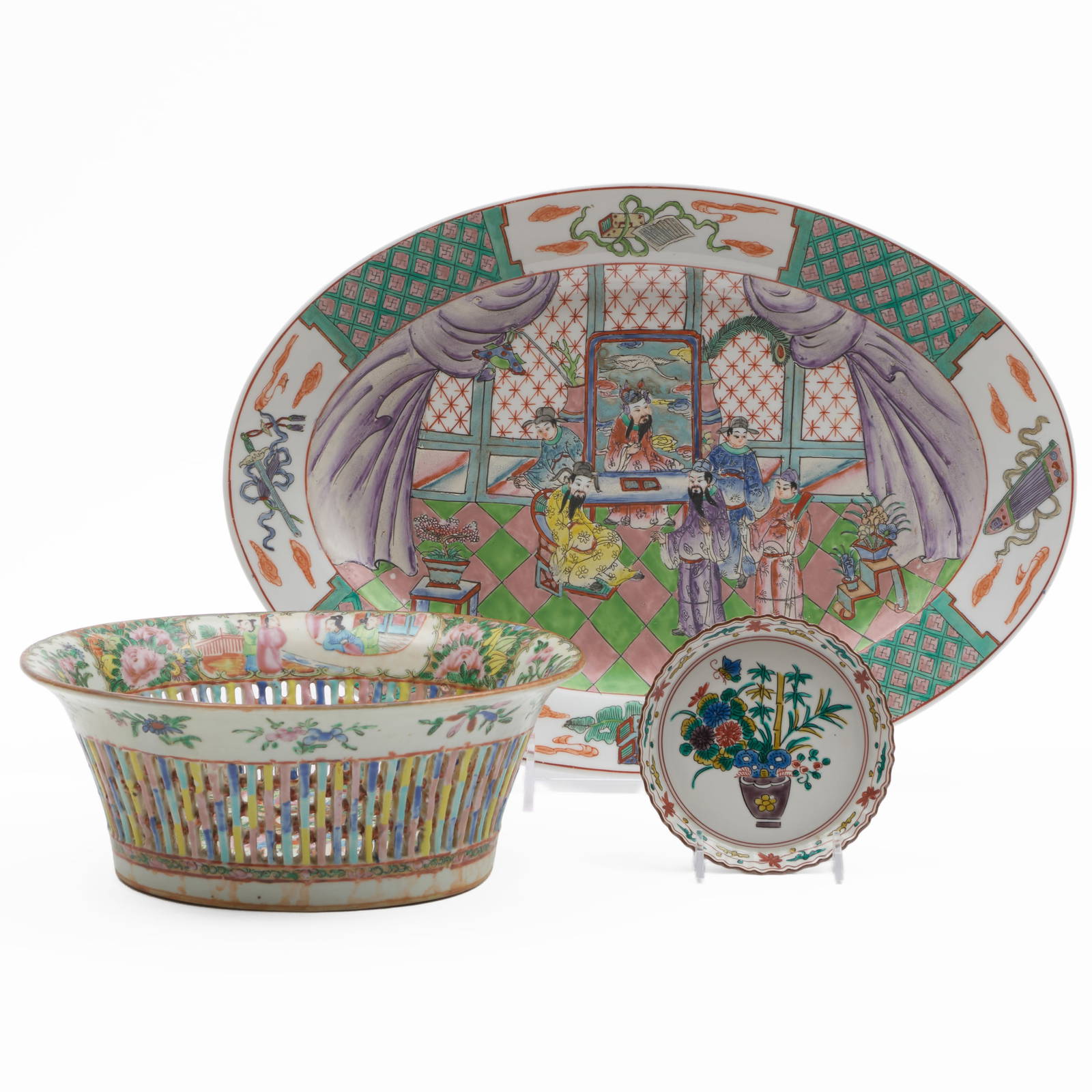 Group of Chinese Export Style Porcelain Wares