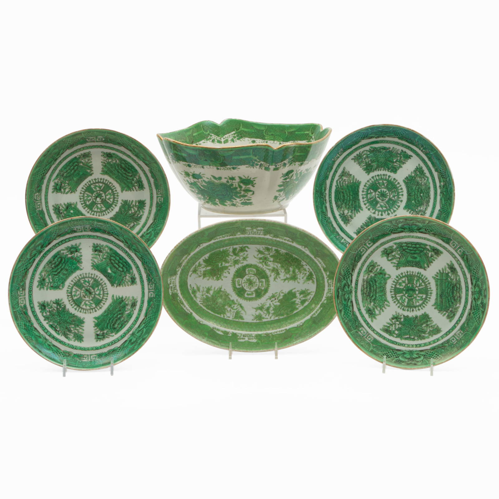 Assembled Group of Chinese Export Porcelain Table Wares in the Green 'Fitzhugh' Pattern