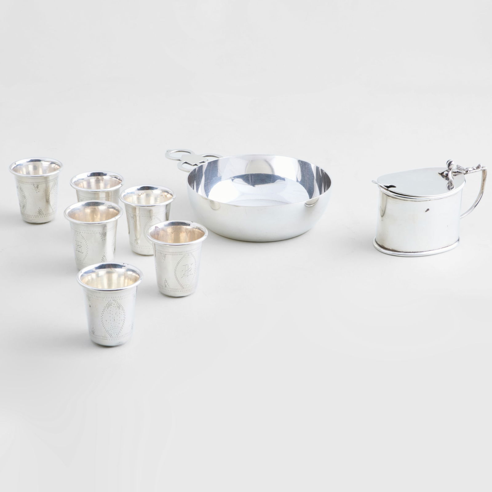 Group of Silver Objects (1 of 15)