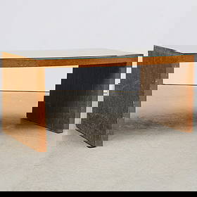 Frank Gehry 'Easy Edges' Cardboard and Glass Desk: Frank Gehry 'Easy Edges' Cardboard and Glass Desk 28 1/2 x 5 ft. x 29 1/2 in.