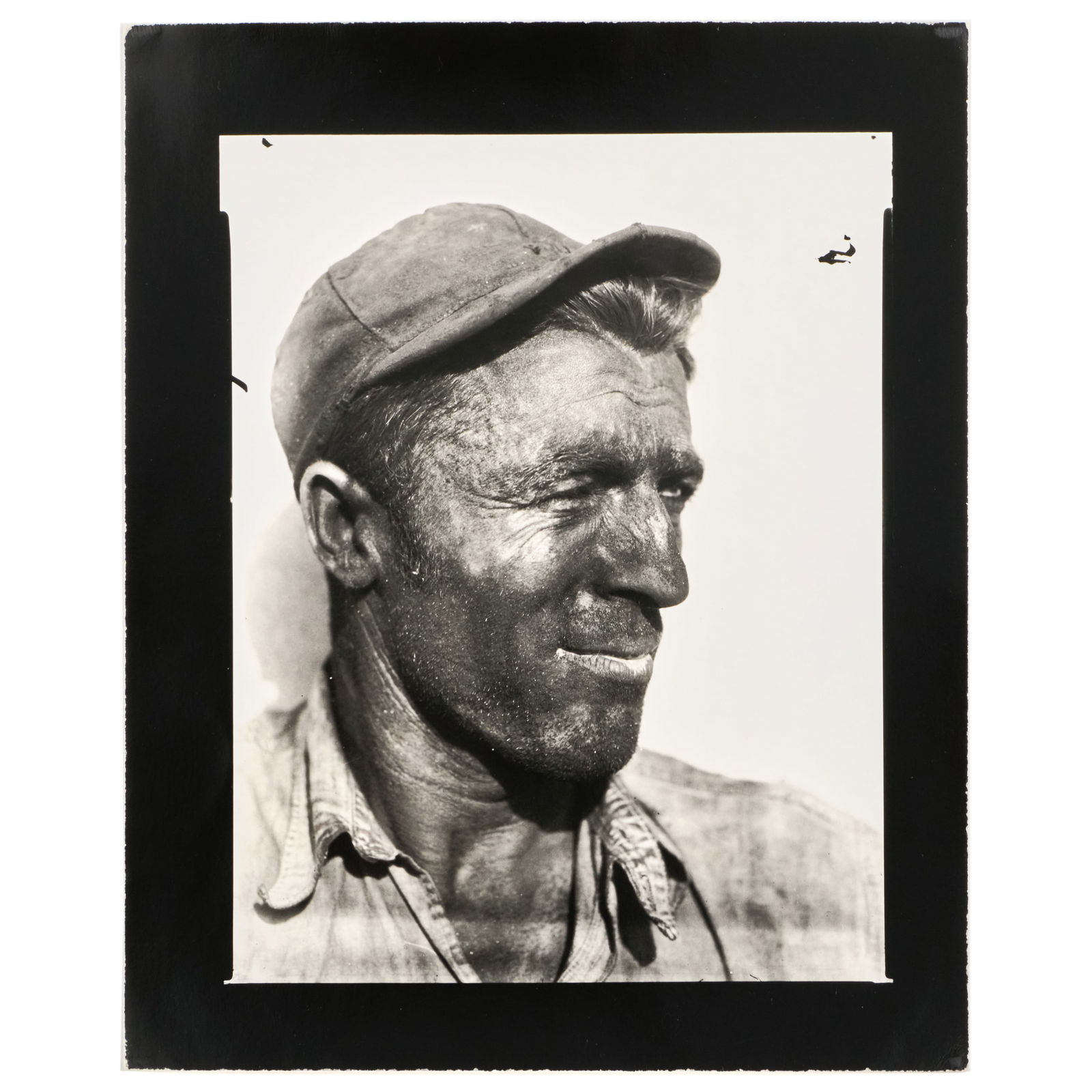 Walker Evans (1903-1975): Dock Worker, Havana: Walker Evans (1903-1975): Dock Worker, Havana Gelatin silver print, 1932, printed c. 1970 by James Dow, unsigned, variously inscribed in another hand on the reverse. 9 7/8 x 8 in. (sheet), unframed. N