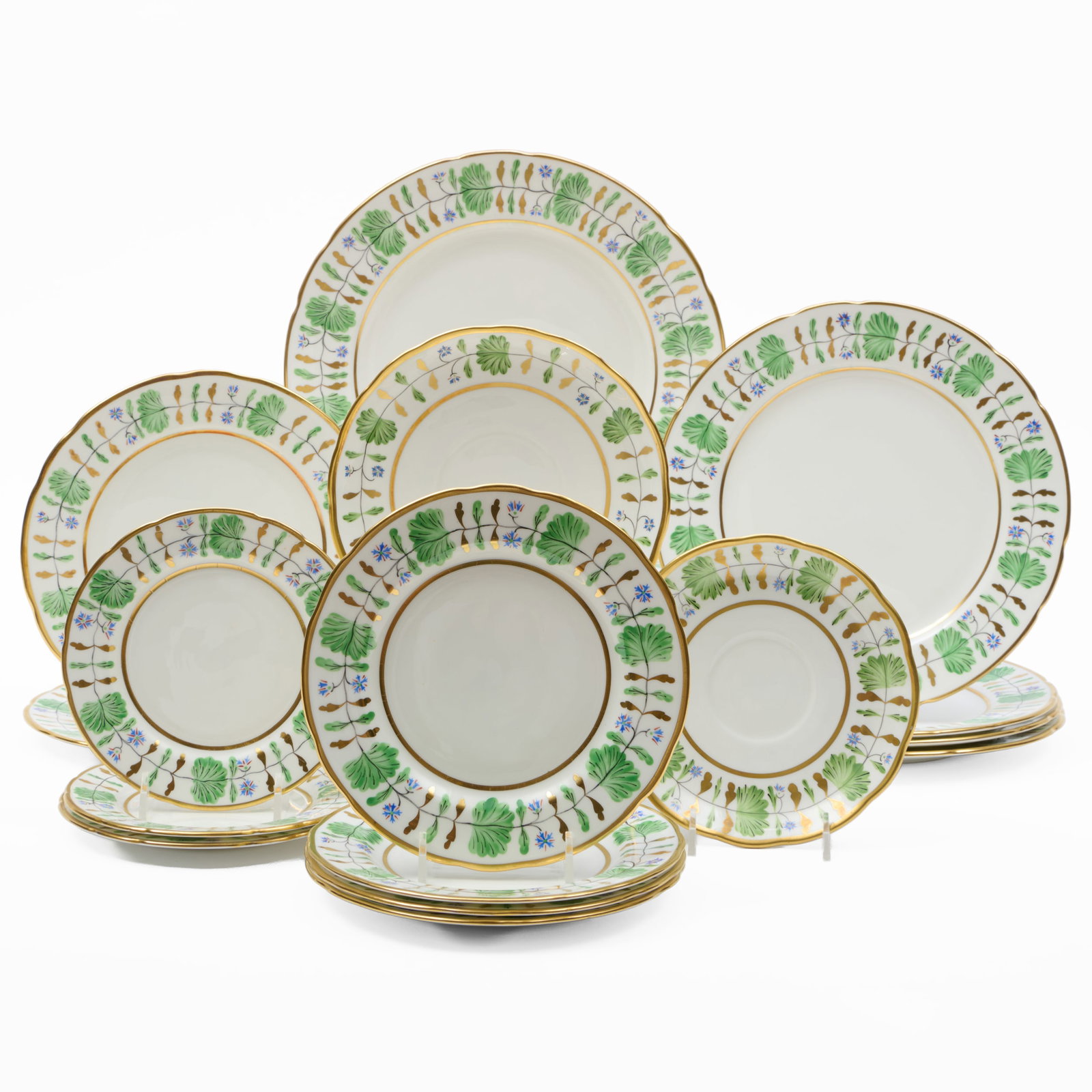 Hammersley Part Service in the 'Palmetto' Pattern: Hammersley Part Service in the 'Palmetto' Pattern Printed marks. Comprising: Four dinner plates Four lunch plates Two salad plates Dessert side plates Three side plates Four large saucers A sma