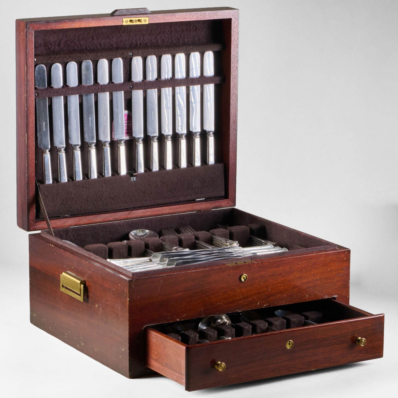 Tiffany & Co. Silver Flatware Service in the 'Windham' Pattern: Tiffany & Co. Silver Flatware Service in the 'Windham' Pattern Marked 'Sterling', monogrammed. Comprising: Twelve dinner knives Twelve lunch knives Sixteen dinner forks Fourteen lunch forks Sixteen sa