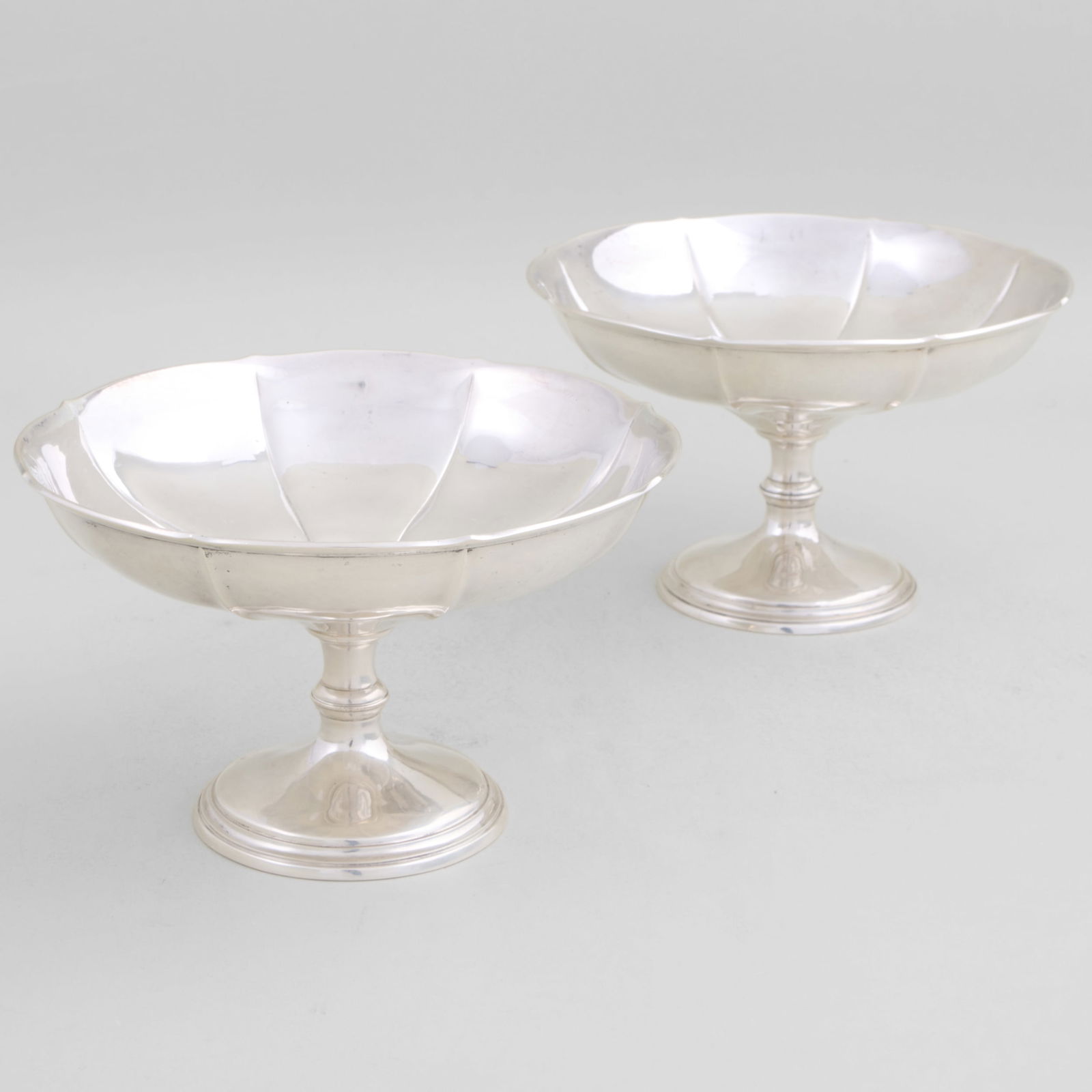Pair of Arthur Stone Silver Compotes (1 of 9)