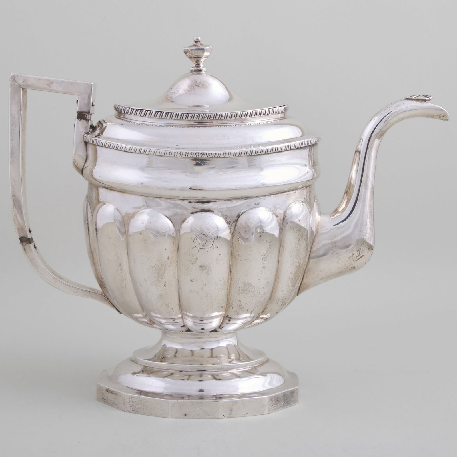 Samuel Williamson, Philadelphia, Silver Teapot (1 of 9)