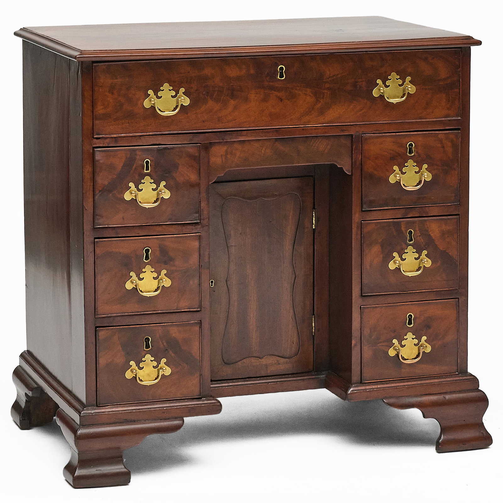 George II Mahogany Kneehole Desk (1 of 8)