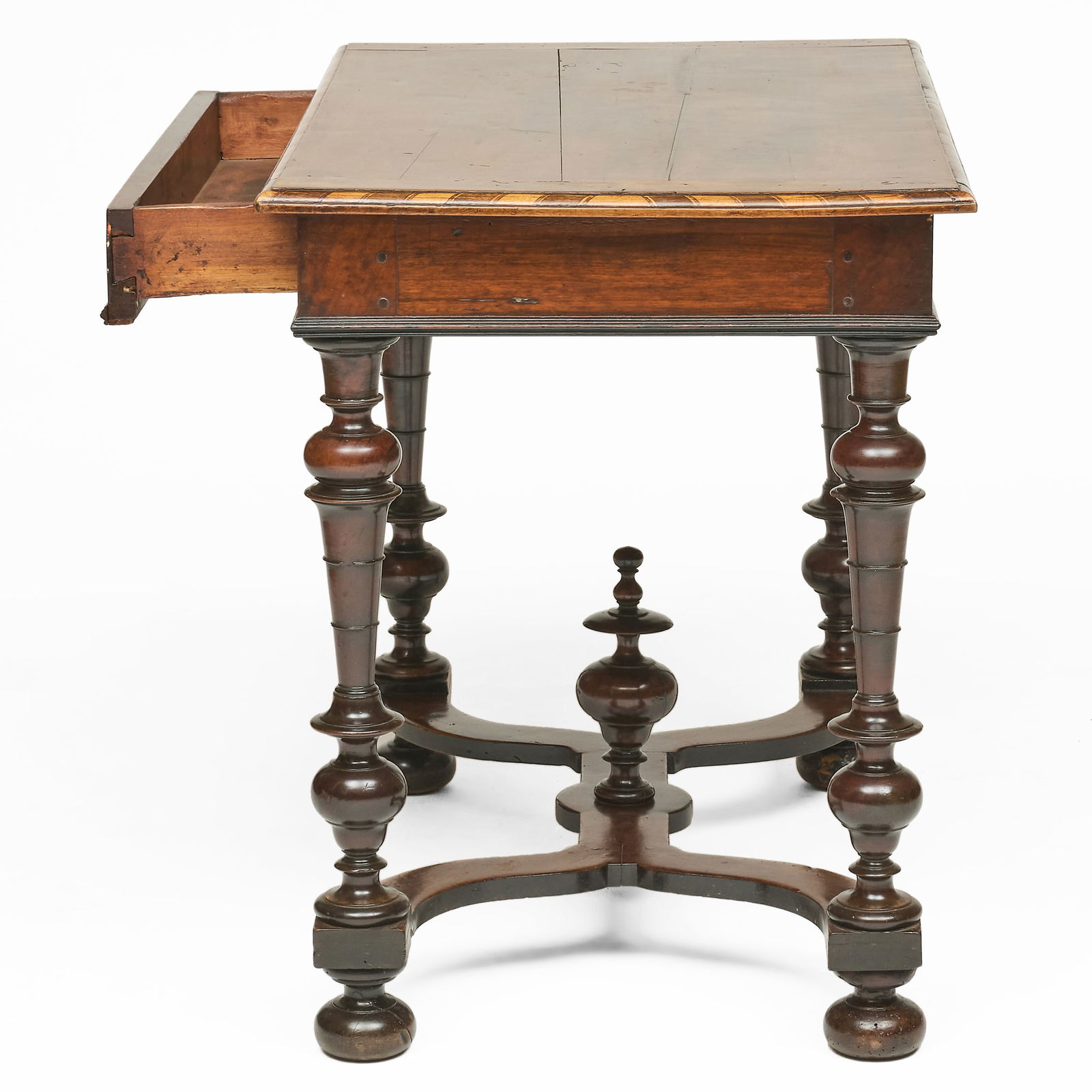 William and Mary Walnut Console Table - 3