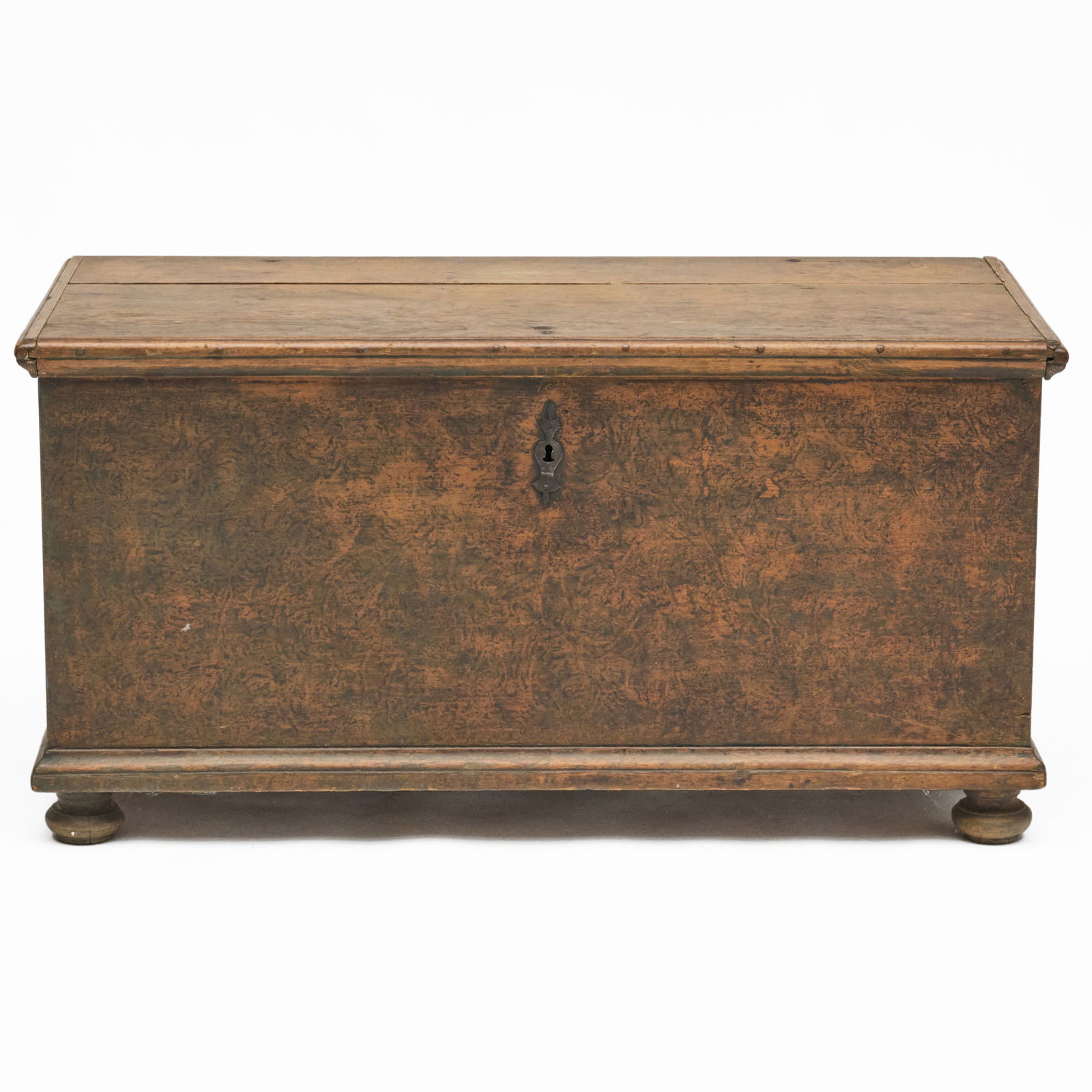 Sponge Painted Pine Blanket Chest - 2