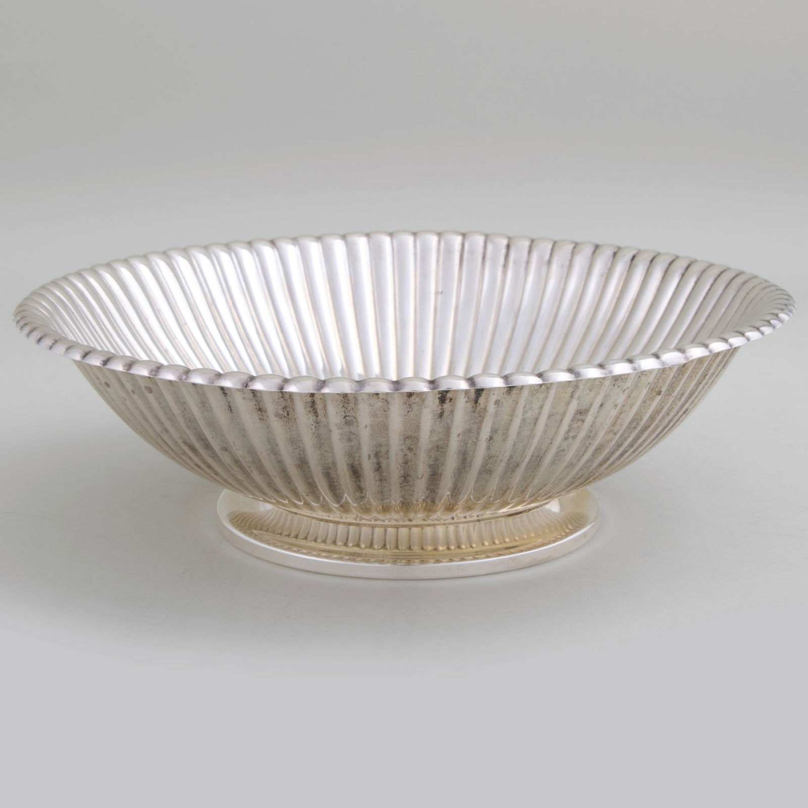 Two American Silver Fluted Articles - 5