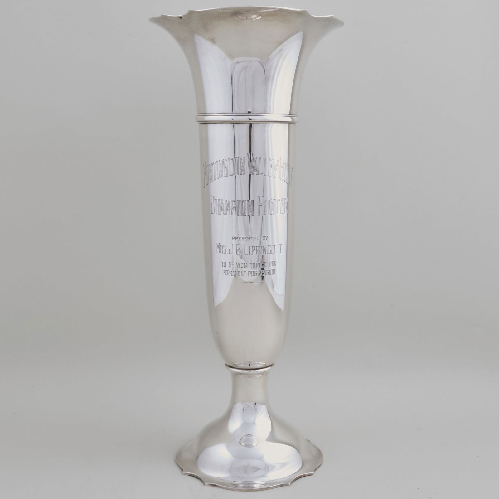 American Silver Presentation 'Huntingdon Valley Hunt' Trumpet Vase (1 of 11)