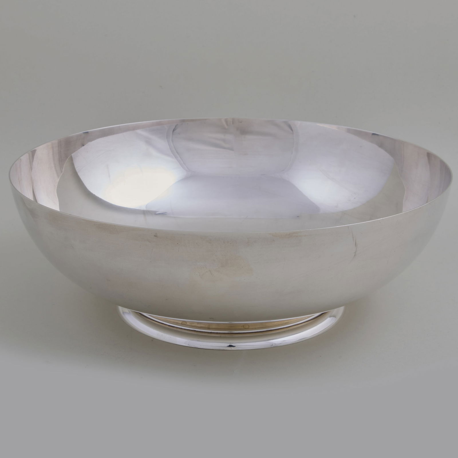 Tiffany & Co. Silver Bowl: Tiffany & Co. Silver BowlMarked 'Sterling'.4 x 11 1/4 in. diam., 35.5 oz. approx. weight.