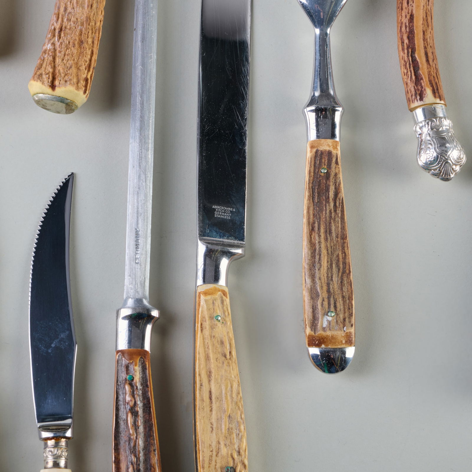 Assembled Horn Handled Flatware Service - 10