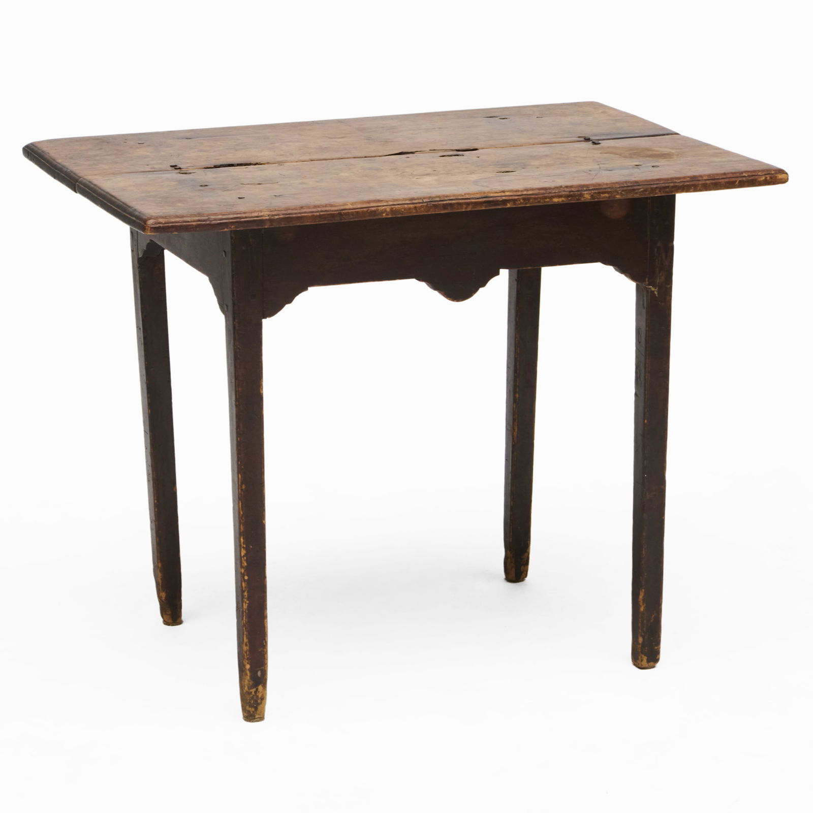 Chippendale Painted Tavern Table, Massachusetts (1 of 9)