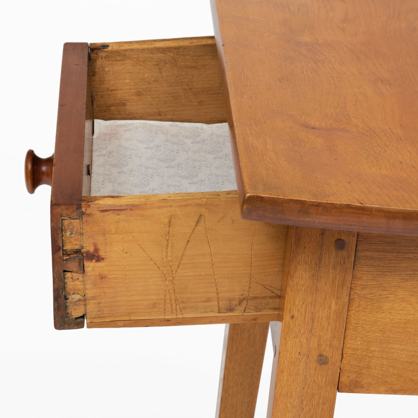 Federal Style Maple Table with Drawer - 4