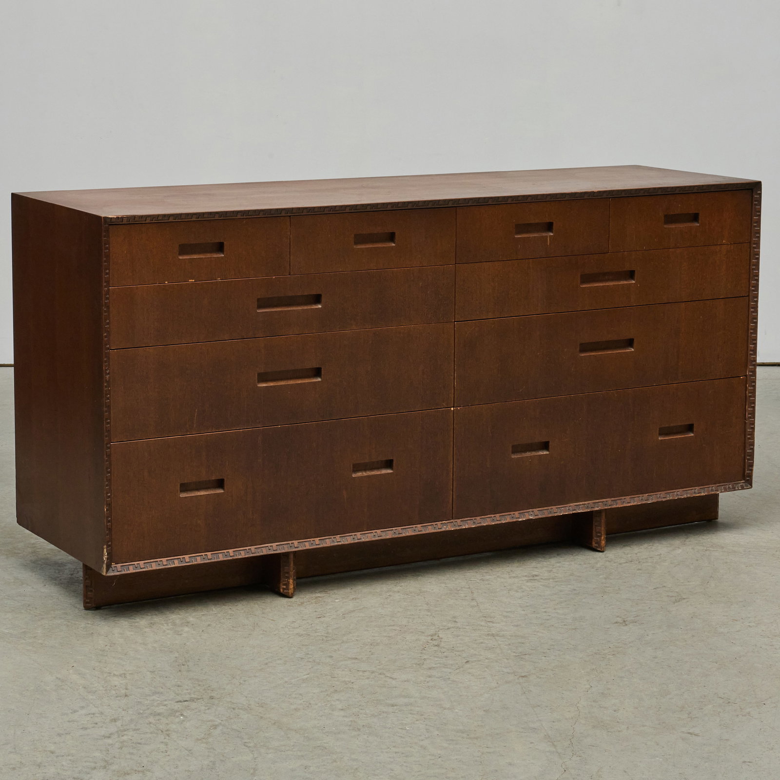 Frank Lloyd Wright for Henredon "Taliesin Ensemble" Mahogany Large Chest of Drawers (1 of 10)
