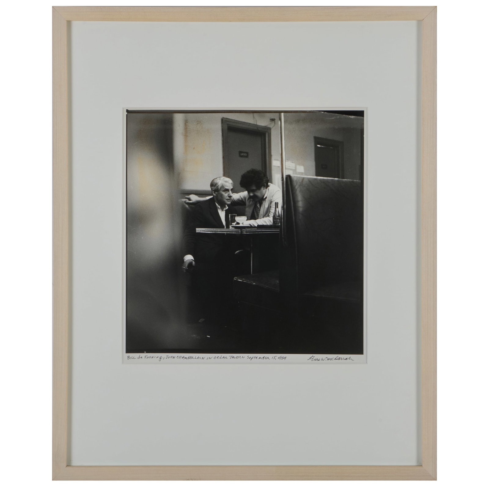 Fred W. McDarrah (1926-2007): Bill de Kooning, John Chamberlain in Cedar Tavern (1 of 5)