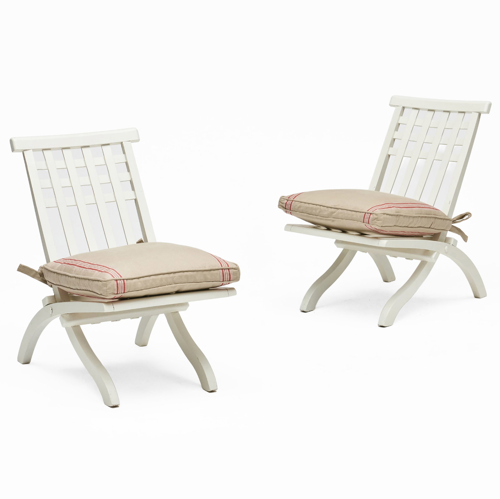 Pair of Robert Mallet Stevens Lattice Back White-Painted Folding Chairs with Squab Seats: Pair of Robert Mallet Stevens Lattice Back White-Painted Folding Chairs with Squab Seats 27 x 16 1/4 x 27 in., seat height 14 in. Collection of Nancy McClelland.