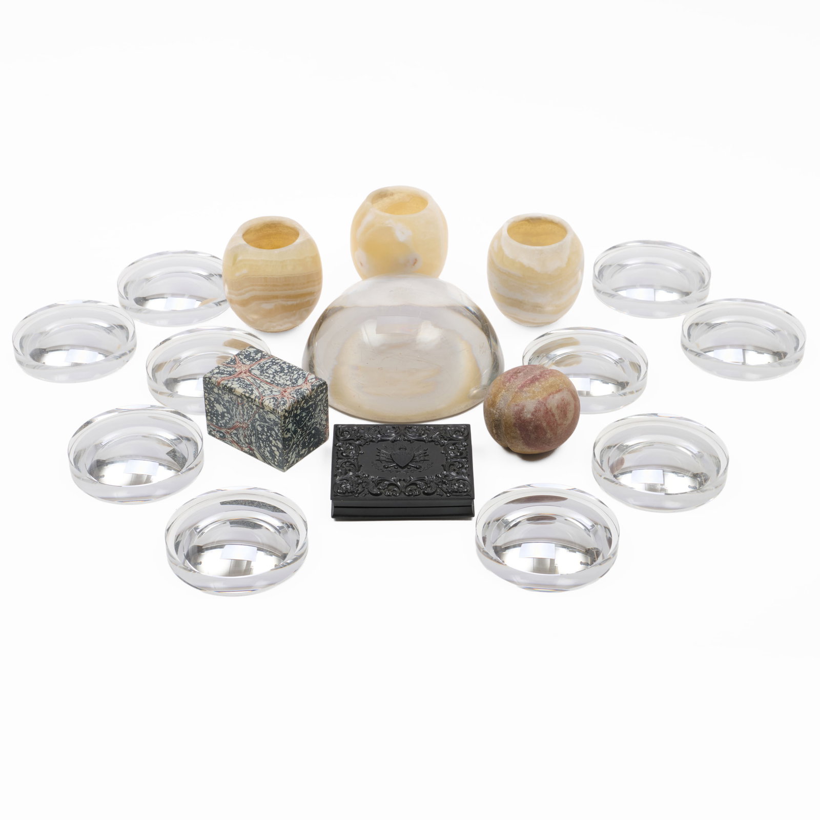 Group of Decorative Accessories (1 of 20)