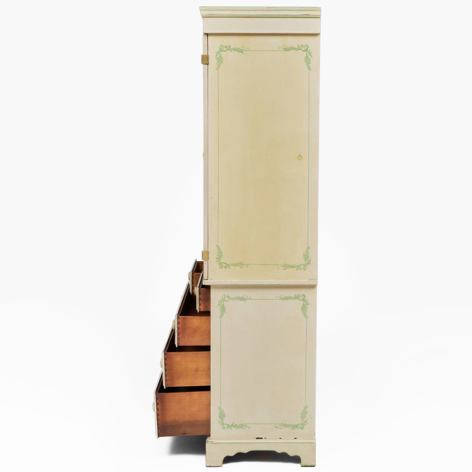Painted Trelliswork Cupboard - 4