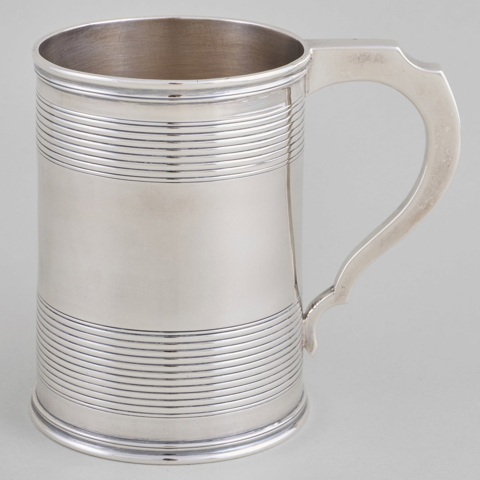 Late Victorian Silver Mug - 3