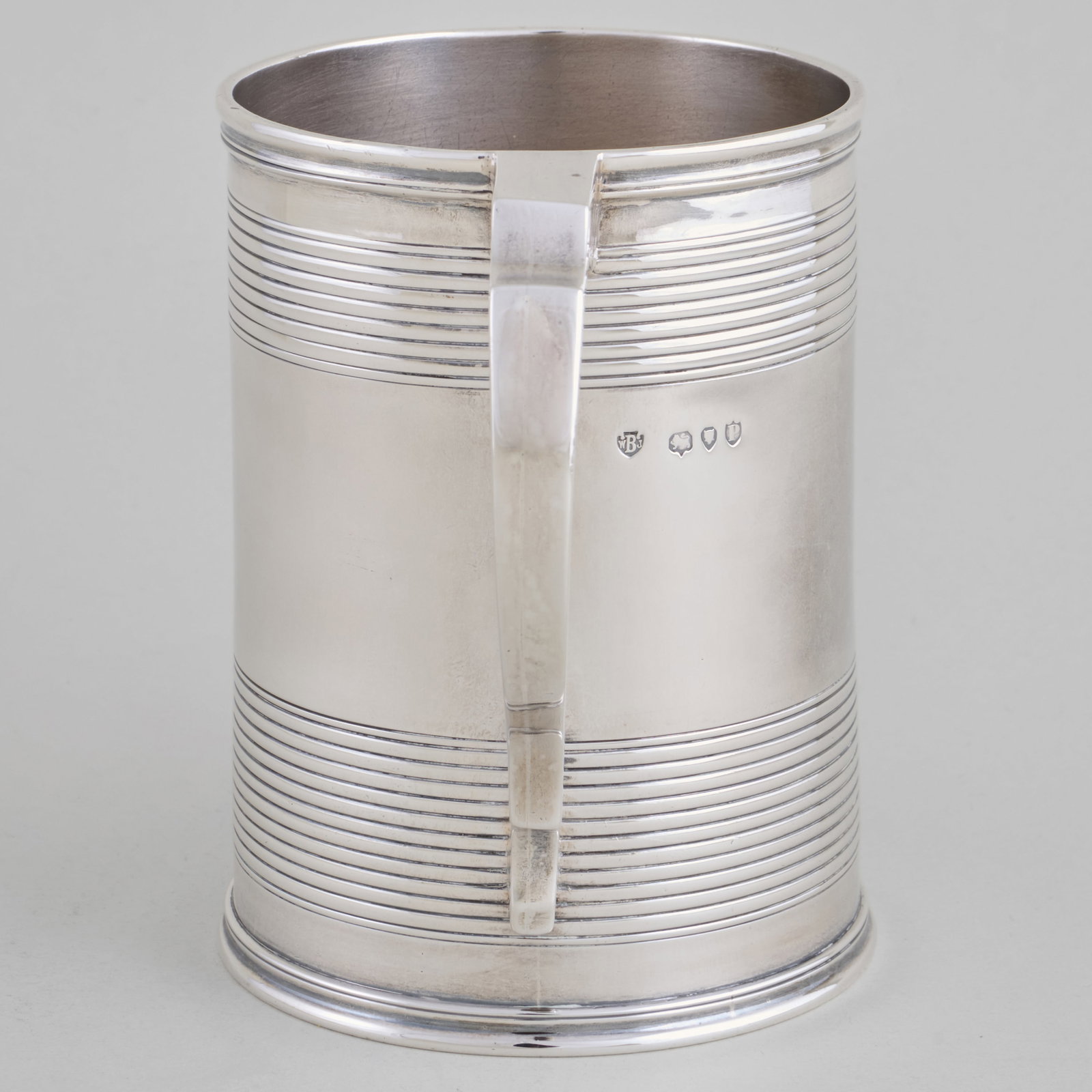 Late Victorian Silver Mug - 4