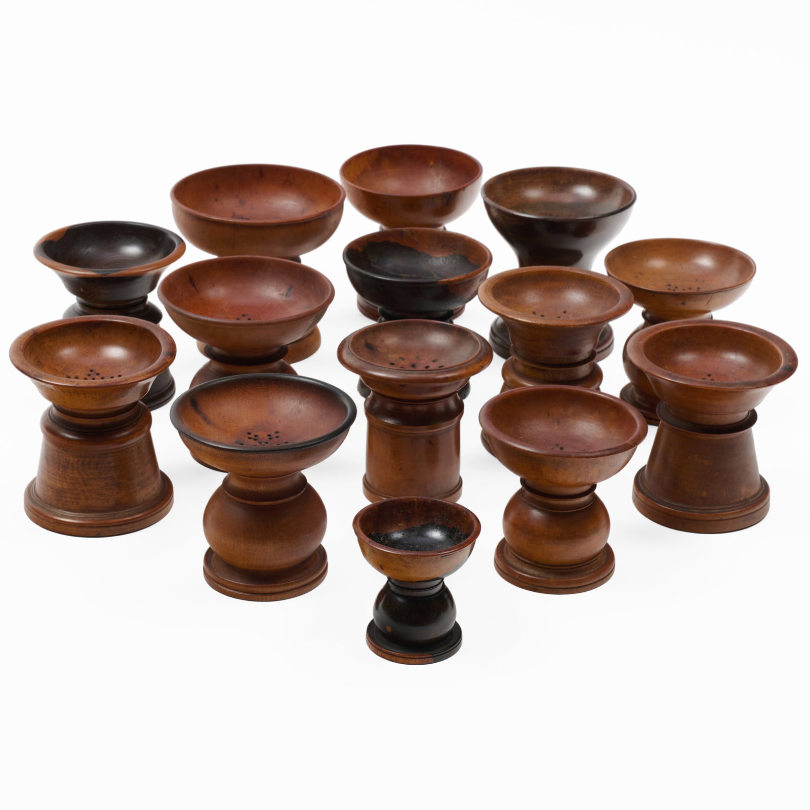 Group of Fourteen English Treen Table Articles: The tallest 3 1/2 x 3 1/4 in. diam.The smallest 2 1/4 x 2 1/8 in. diam.