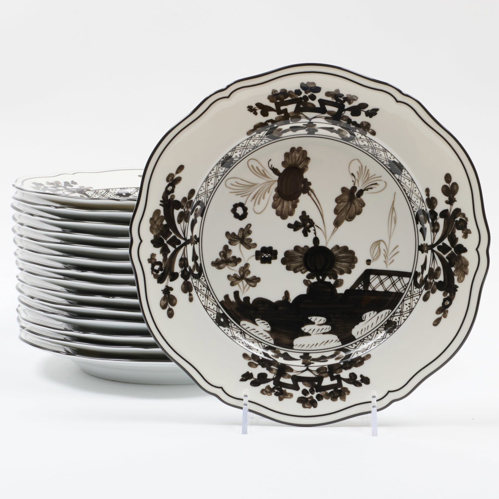 Richard Ginori Porcelain 'Oriente Italiano' Pattern Part Service - 2