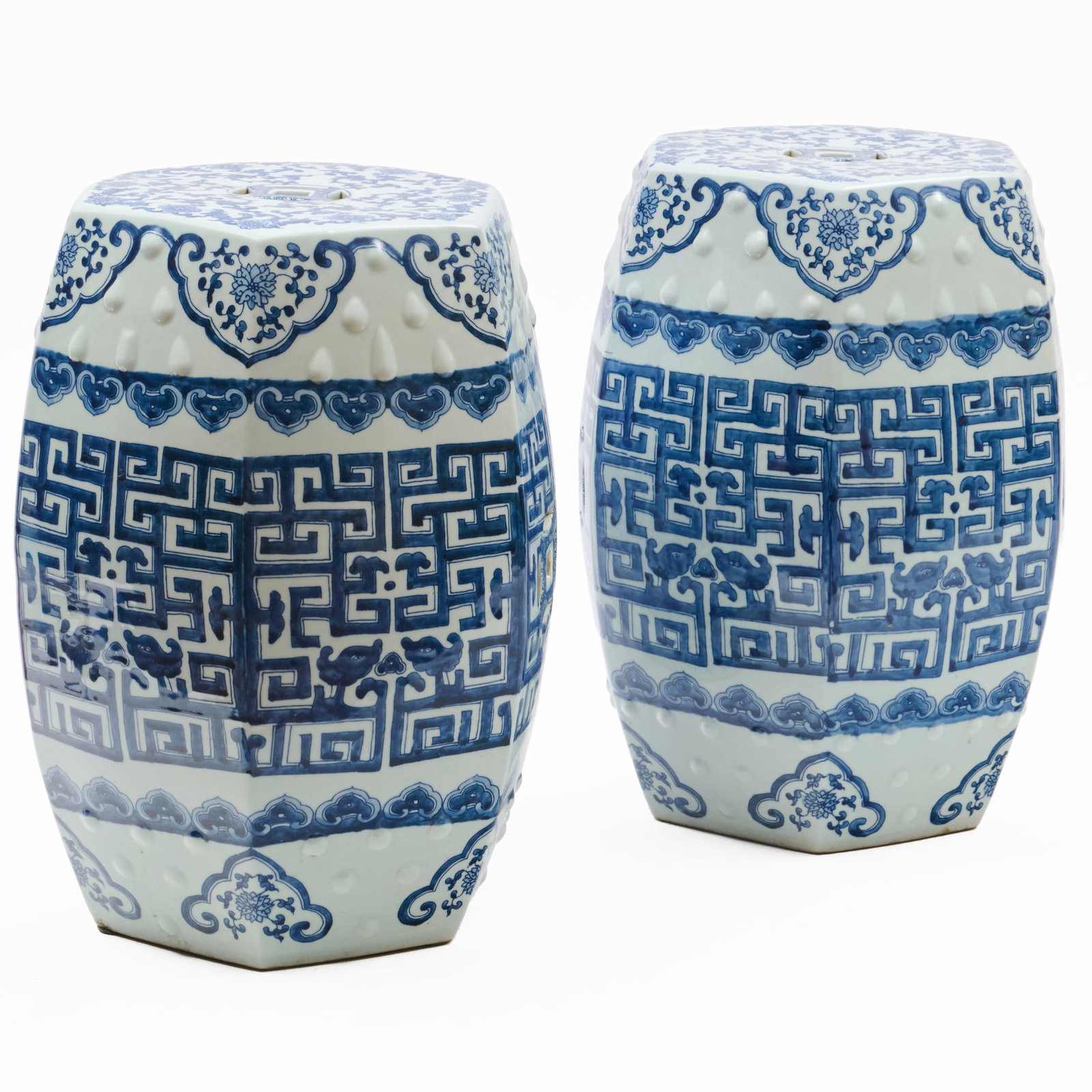 Pair of Chinese Blue and White Porcelain Garden Seats: 18 x 12 in. diam.