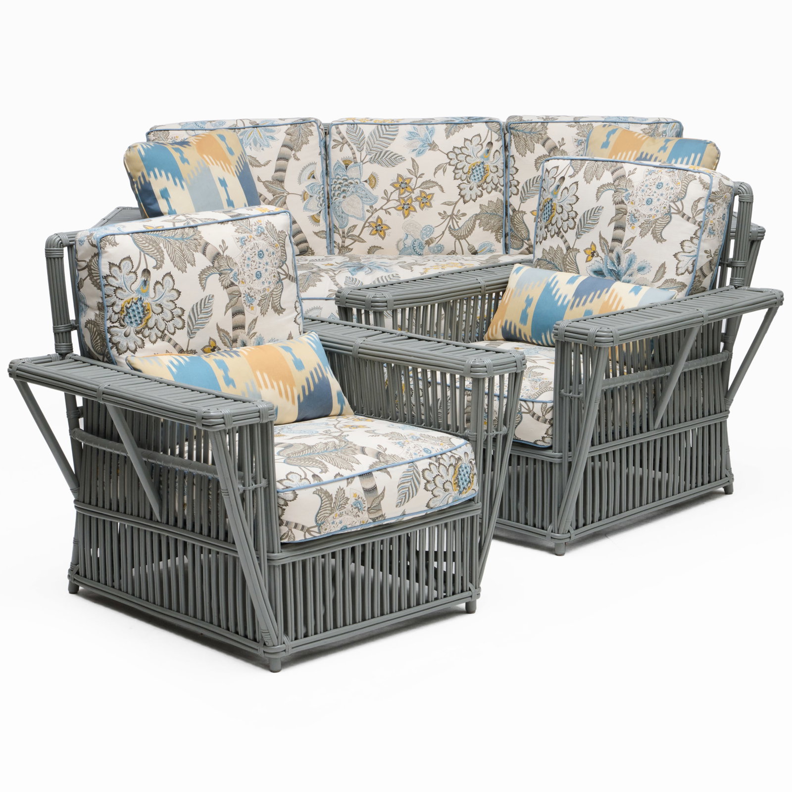 Pair of Grey Painted Wicker Armchairs and Sofa with two Pillows (1 of 19)