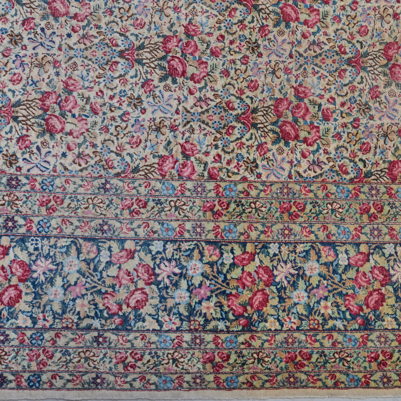 Persian Kirman Carpet - 6