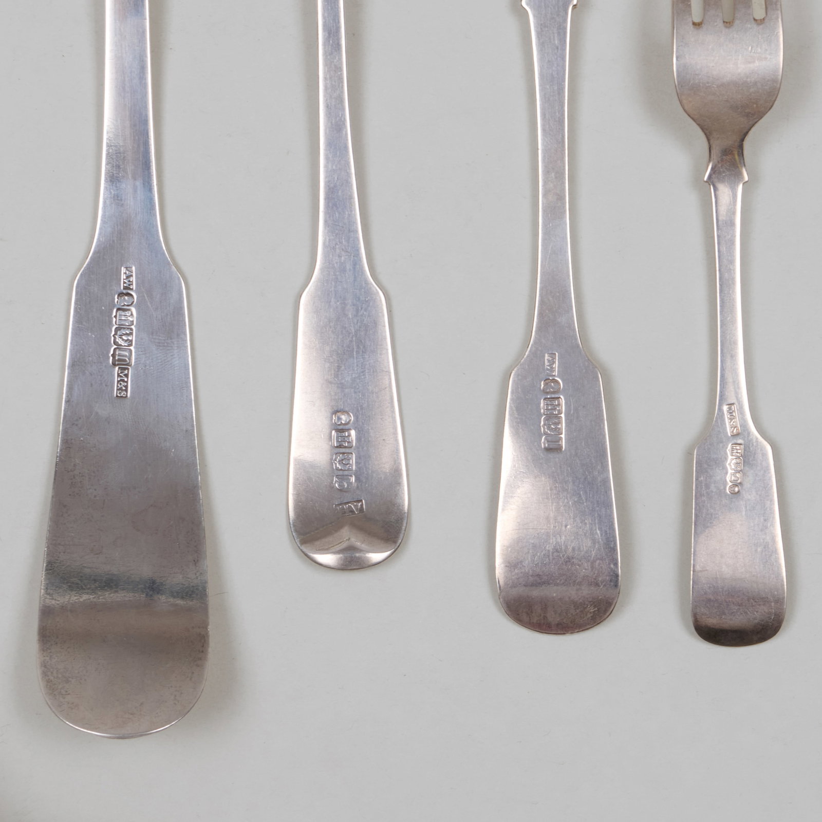 Assembled Scottish Silver Flatware Service in Shell and Thread Patterns - 8