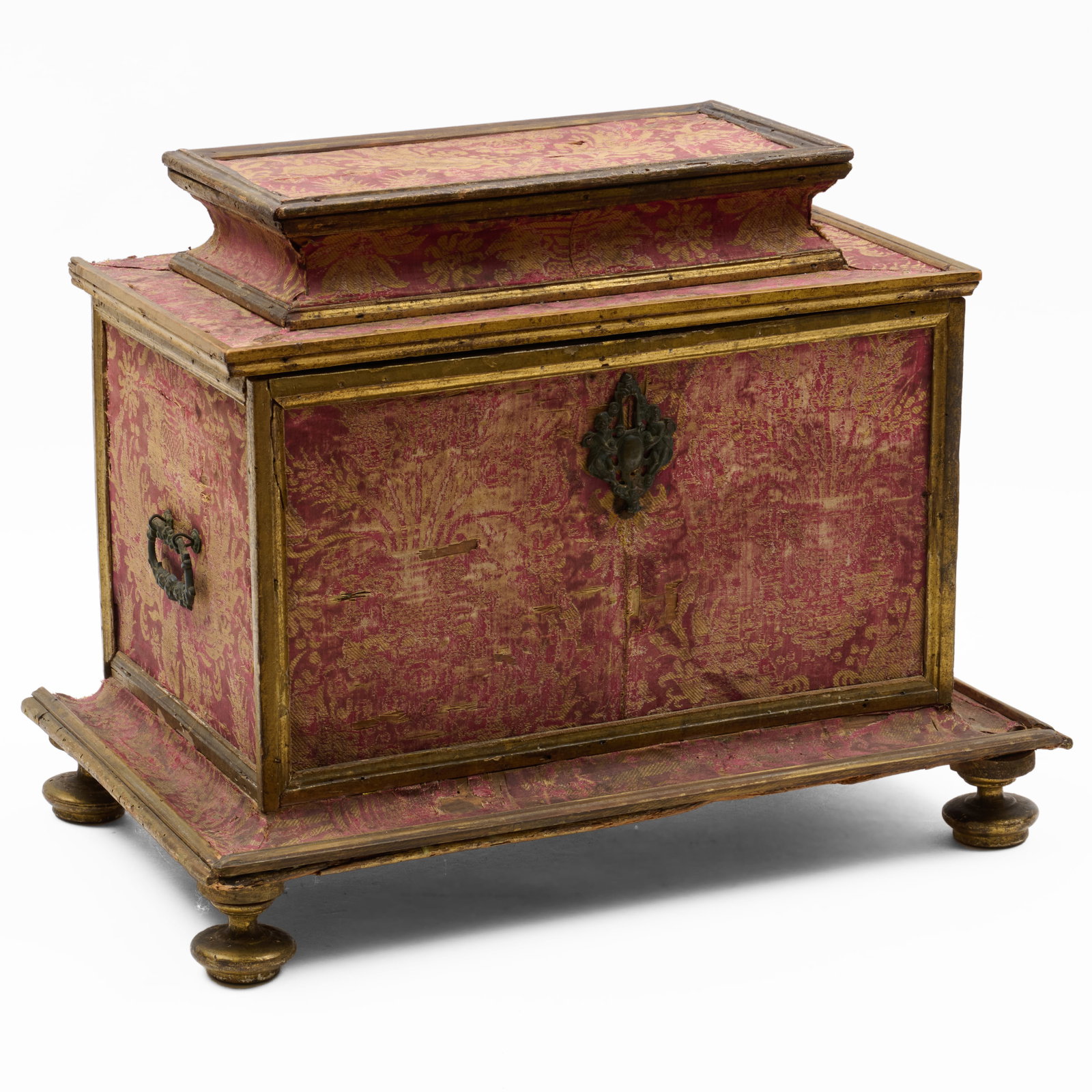 Italian Baroque Silk Damask Covered and Giltwood Table Casket: Italian Baroque Silk Damask Covered and Giltwood Table Casket Lined with marbled paper.17 1/2 x 23 x 14 in. The Collection of a Private Connecticut Collector.