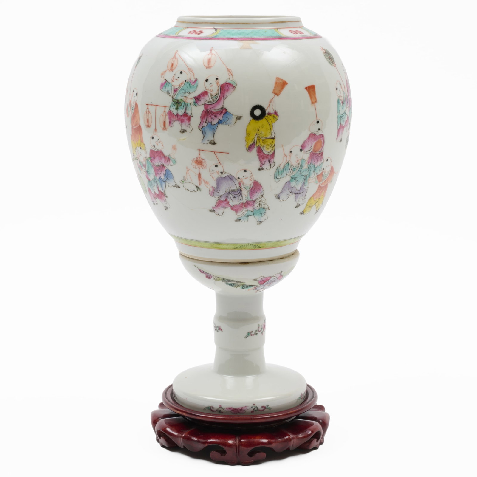 Chinese Export Famille Rose Porcelain Lamp: Chinese Export Famille Rose Porcelain Lamp Unmarked.12 x 7 in. diam.