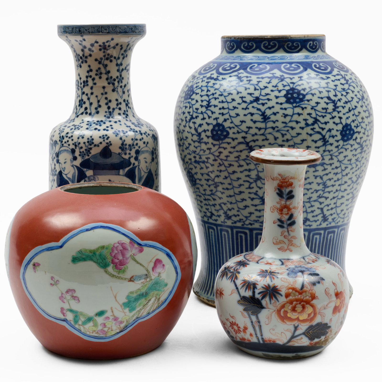 Group of Four Chinese Blue and White and Imari Porcelain Vases (1 of 15)