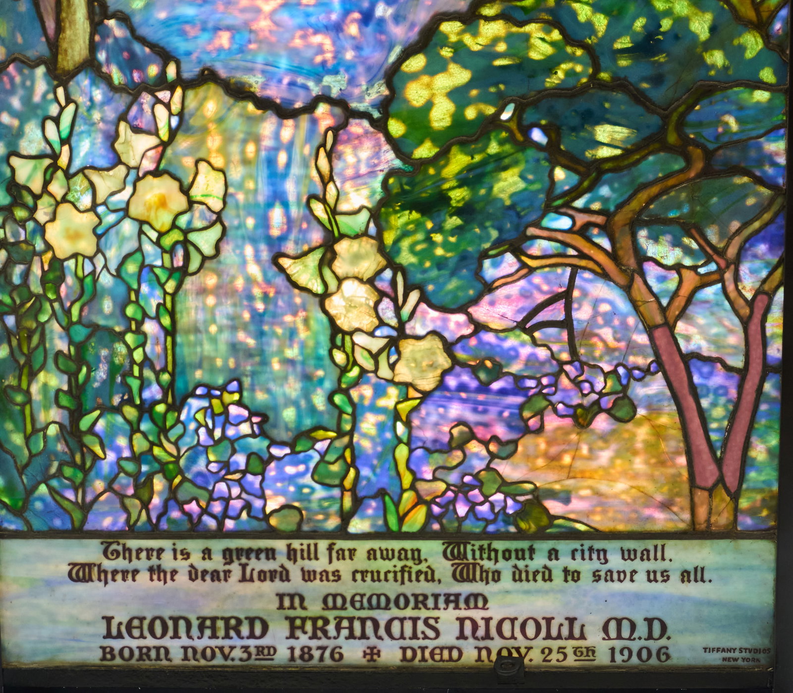 Tiffany Studios: The Nicoll Family Memorial 'Calvary' Leaded and Plated Glass Window for St. Thomas' - 4