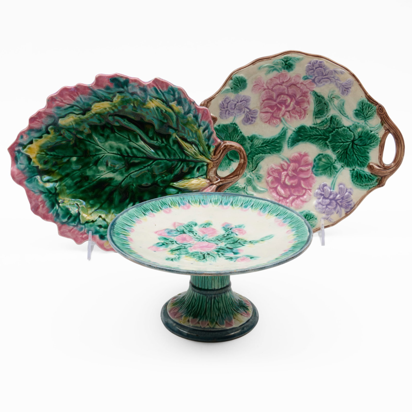 Two Eutruscan Majolica Dishes and a Tazza (1 of 12)