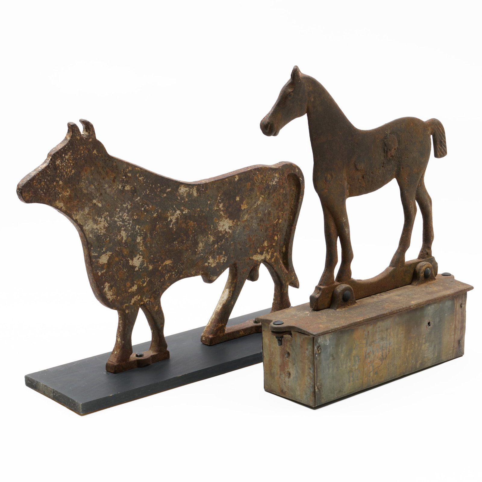 Cast Iron 'Fairbury' Bull Windmill Weight and a Cast Iron Horse Form Windmill Weight (1 of 18)