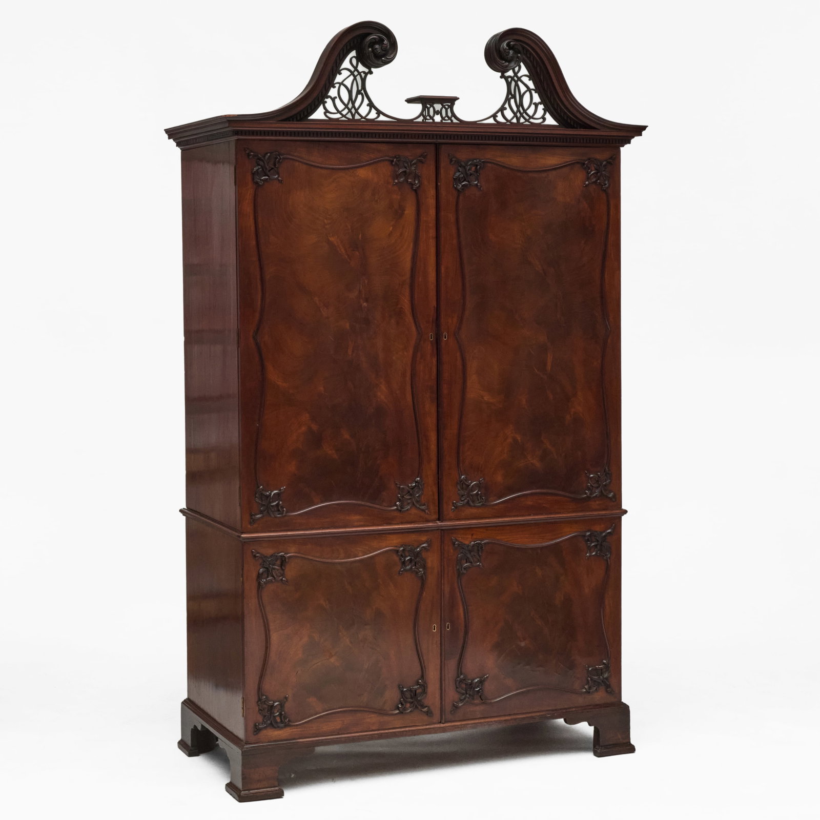 George III Style Mahogany Linen Press (1 of 7)